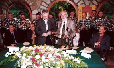 Mario Rigoni Stern con il Coro Asiago